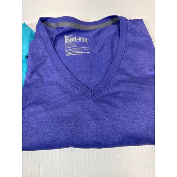 Nike Dri Fit Long Sleeve Shirt Women's‎ V-Neck Running Workout Size Small Lot/ 2 - Picture 2 of 6